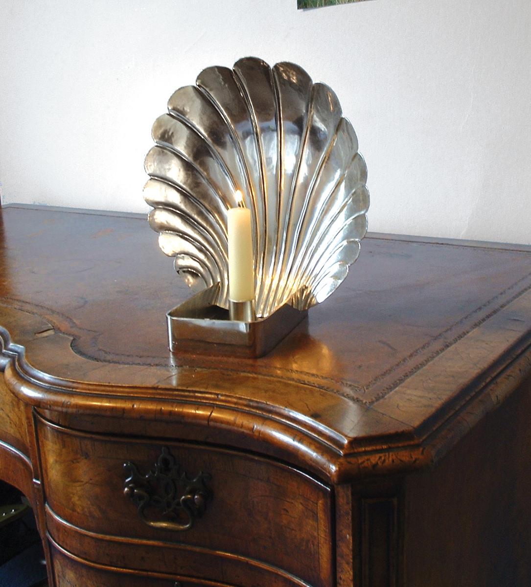 Scallop Shell Desklight in Polished Nickel,  ex display. EXND04